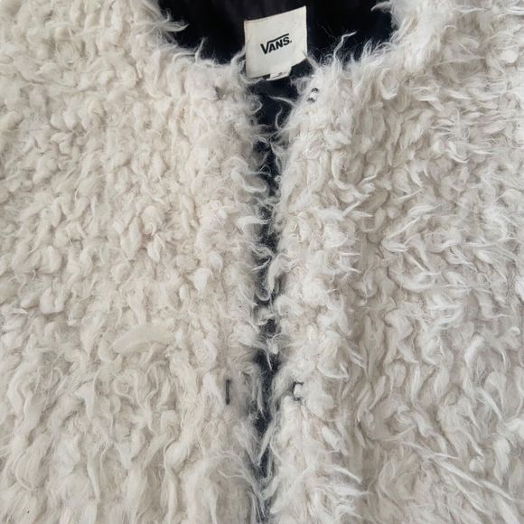 VANS Faux Fur Jacket Coat Women Size S Small White Lined Hook & Loop Closure - Picture 7 of 15